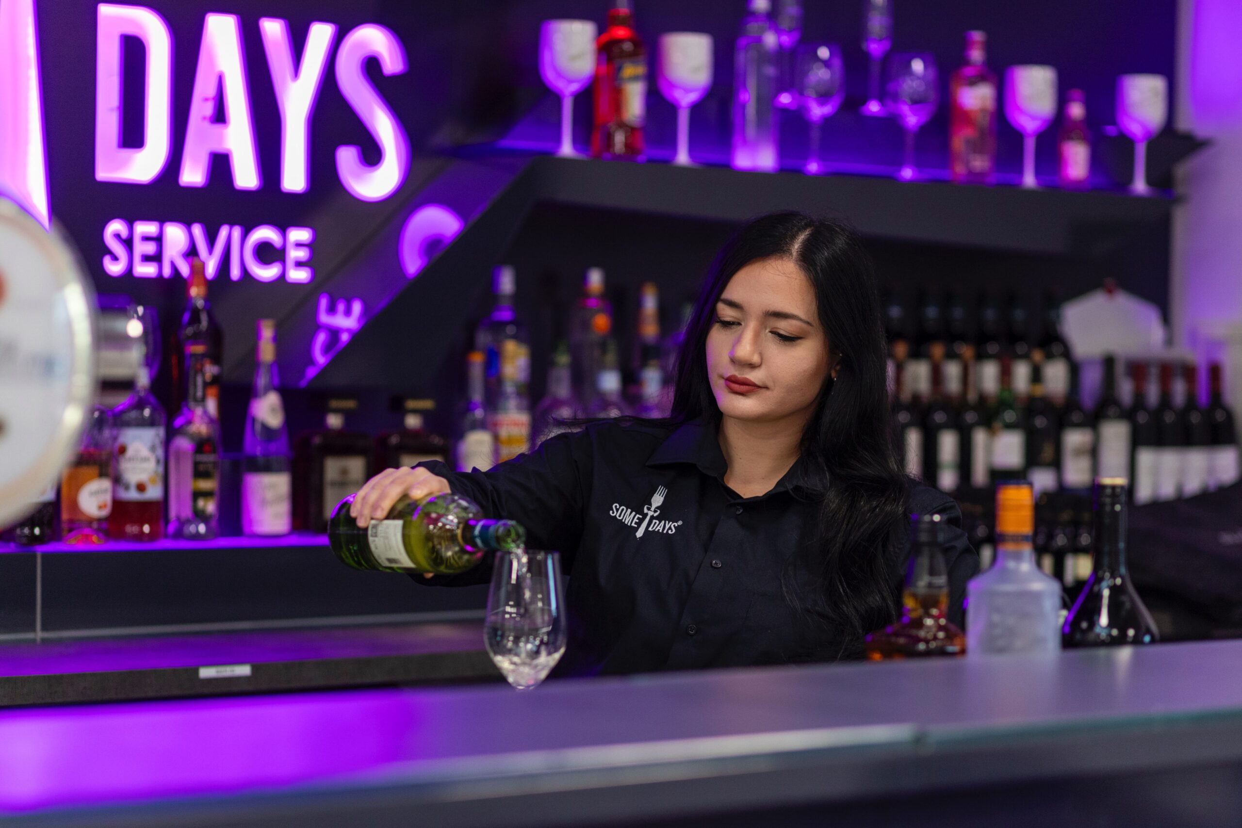 Signature Drinks an moderner Bar