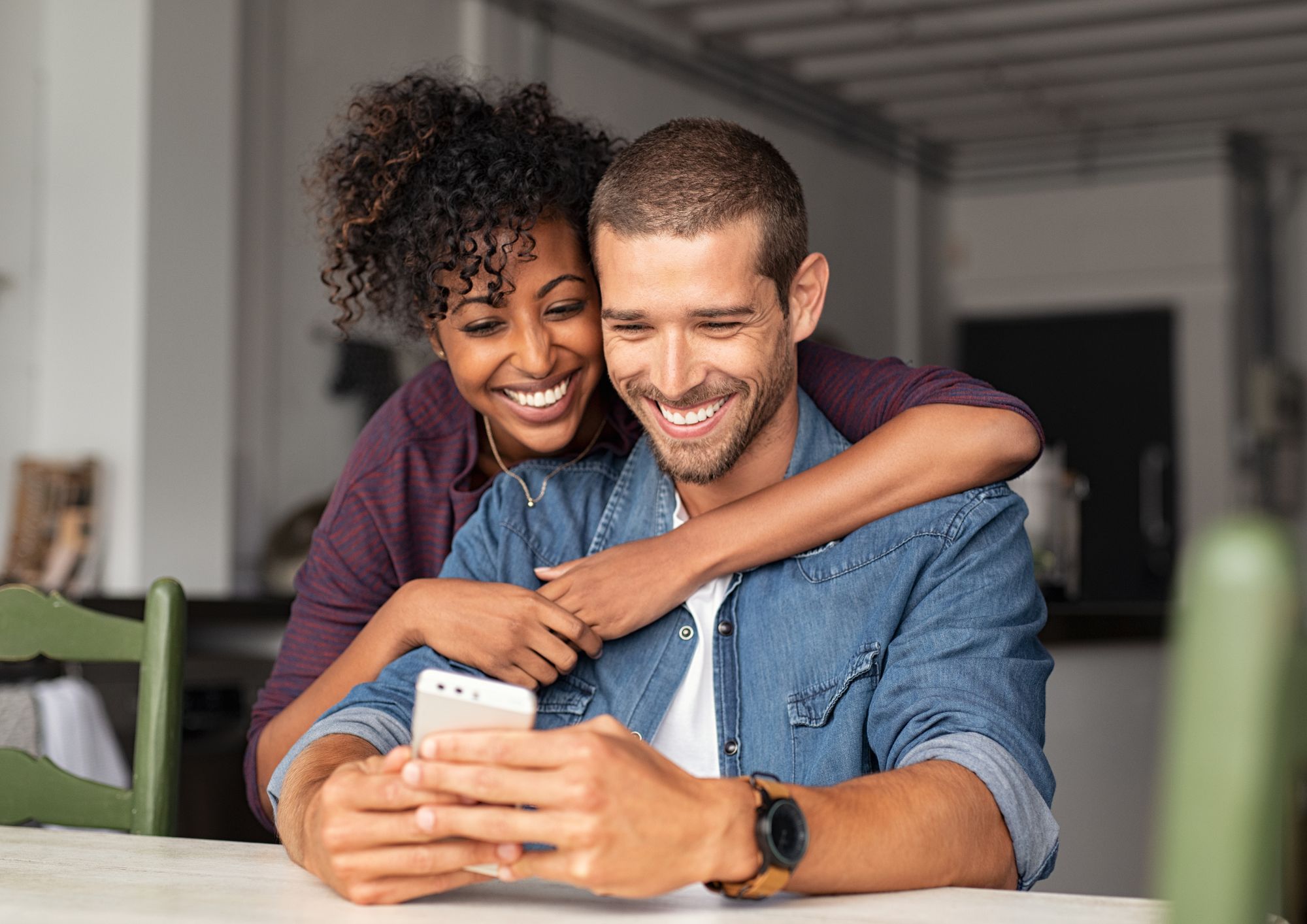 Nachbereitung und Feedbackgespräch nach der Hochzeit